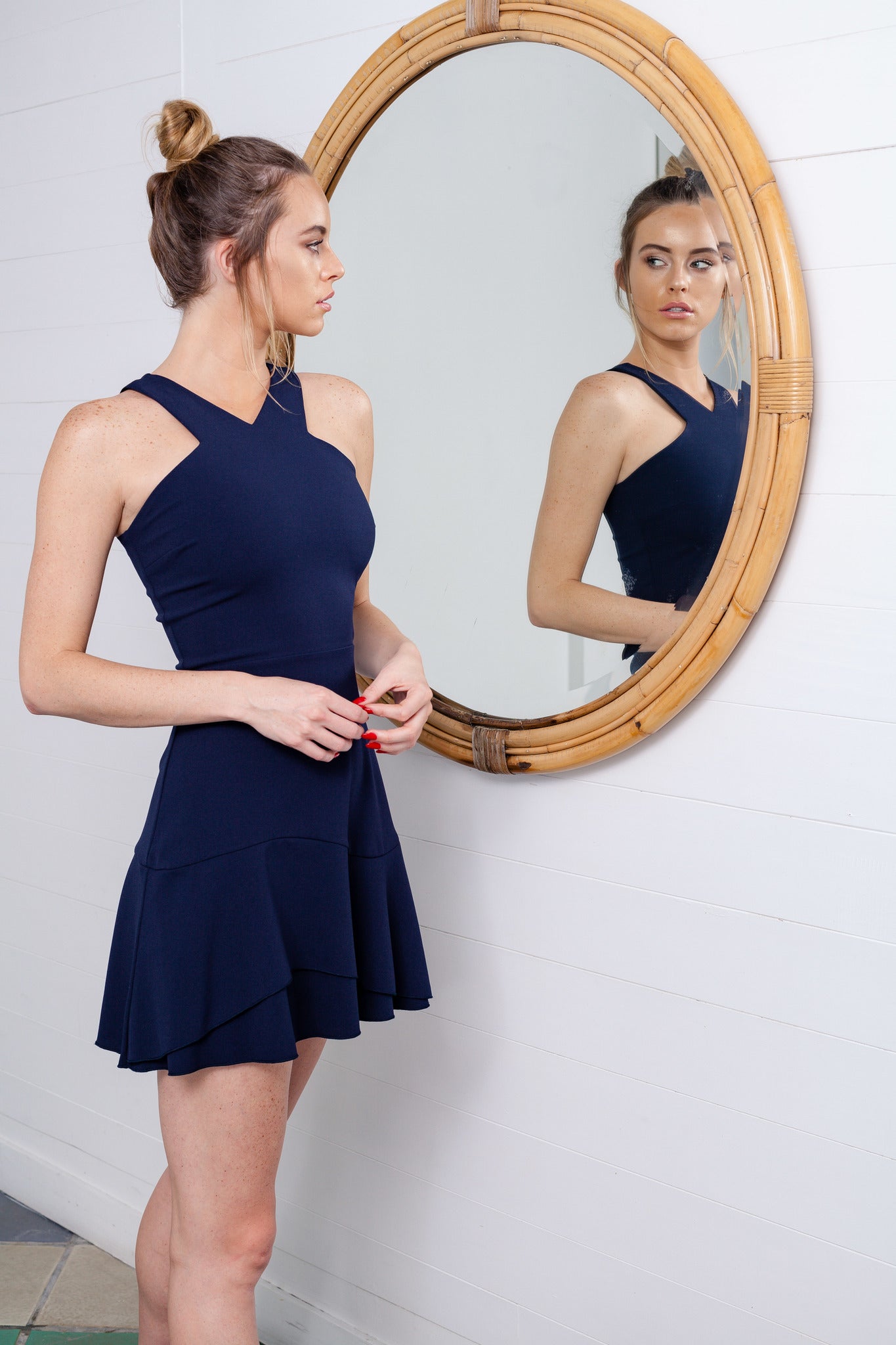 Ruffle Hem Fit & Flare V-Neck Dress shopatniche. Ruffle Hem Fit & Flare V-Neck Dress shopatniche.